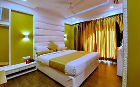 Oyo 963 Hotel Rumaya